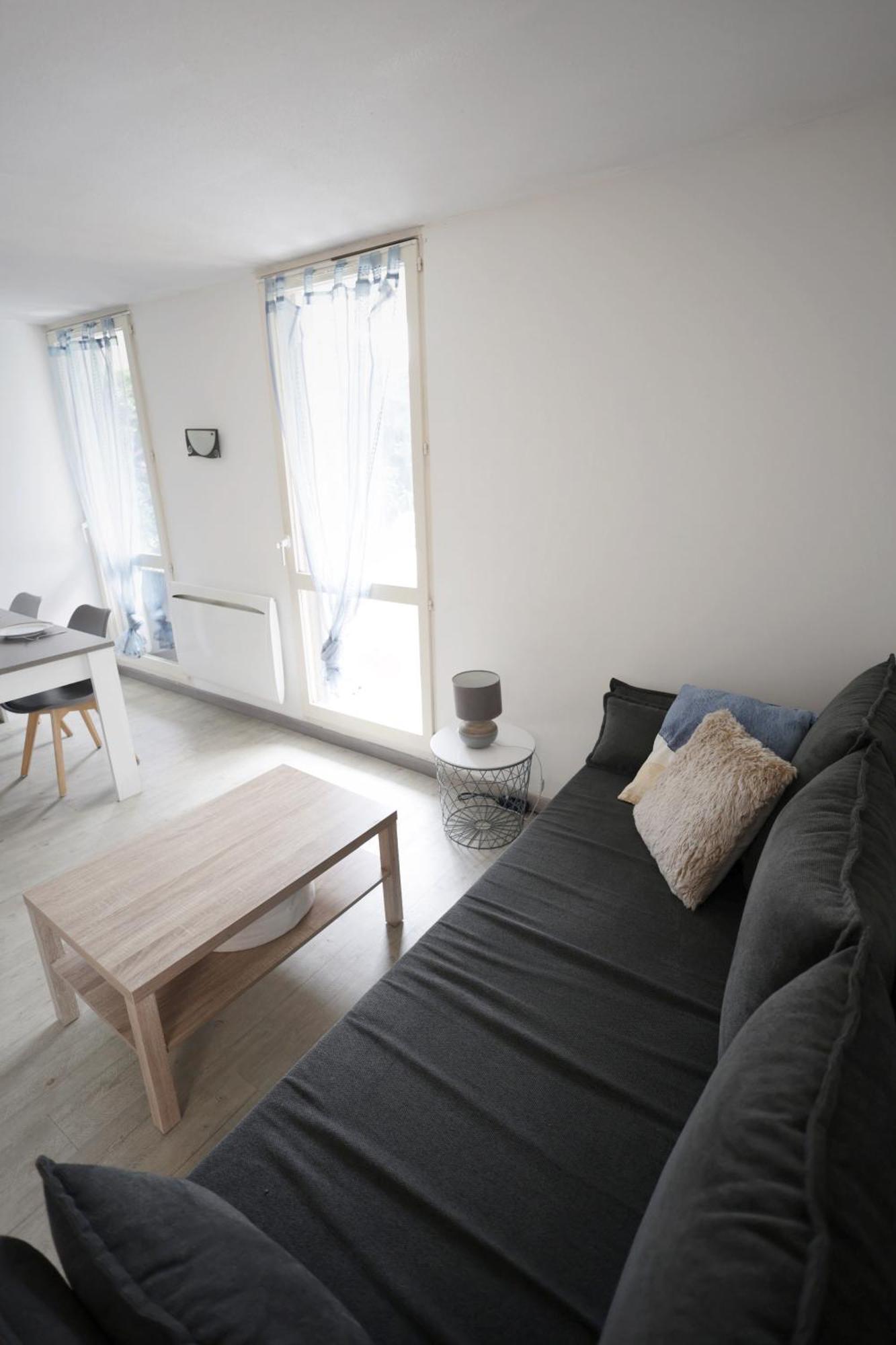 Appartement Familial Avec Jardin Ensoleille Dans La Cite Des Potiers Vallauris Eksteriør bilde